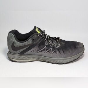 Nike Women’s H2O Repel Zoom Winflo 3